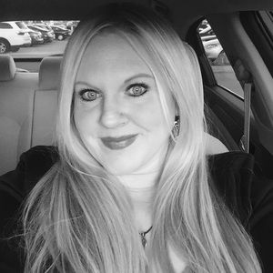 Meet your Posher, Dara